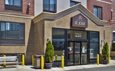 Hotel Le Jolie Brooklyn exterior