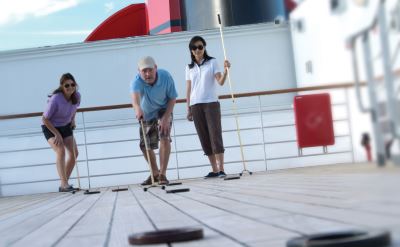 Queen Mary 2 shuffleboard